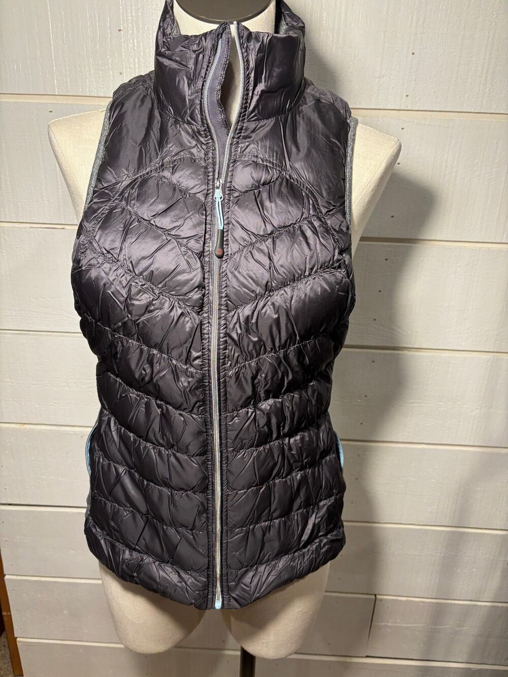 Puffer Vest Duck Down Lightweight Women's Small S Gray Grey Running Hiking Zip